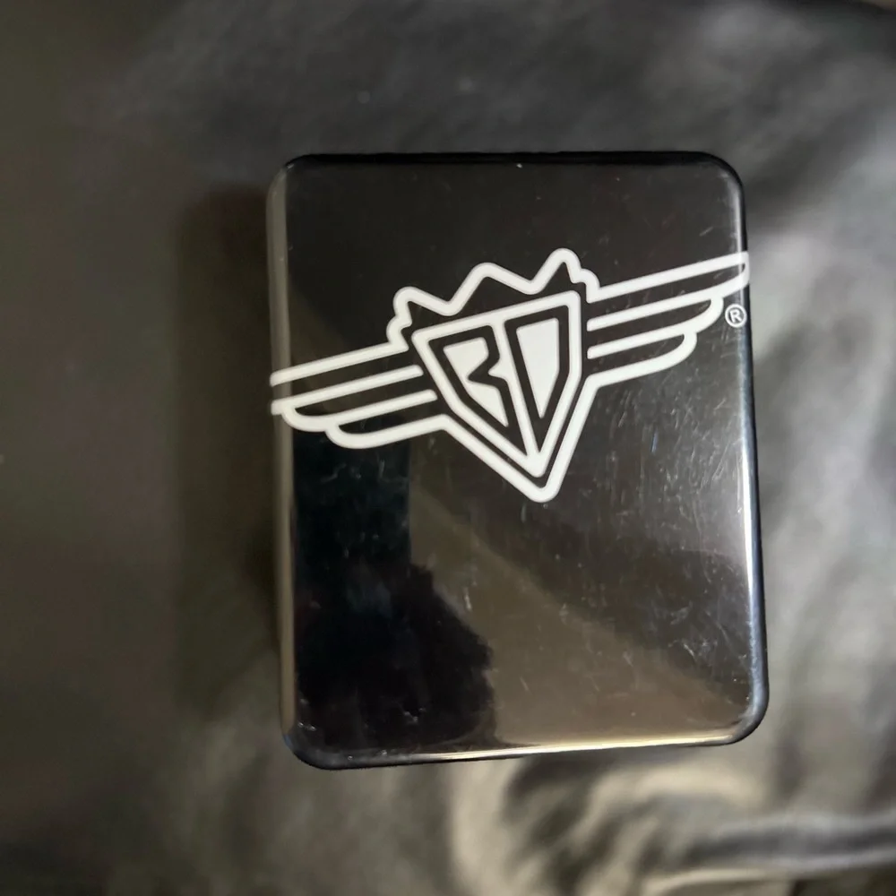 🖤🩸NWT- BUCKLE-DOWN Canvas Bi-Fold Wallet - Freddy Pose2 + Hand Scratching🩸🖤